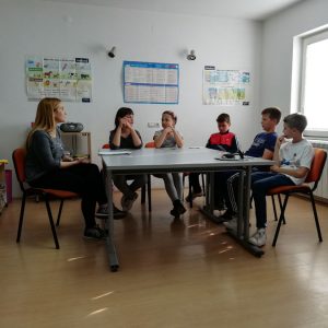 Skola stranih jezika Q-12